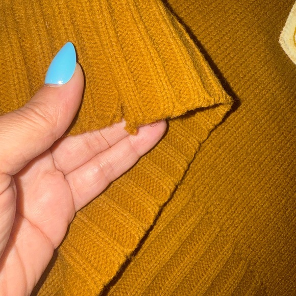 💰True Vintage 💰V Neck Letterman Sweater with Pins!
1950’s/1960’s Mustard Color - Picture 6 of 8